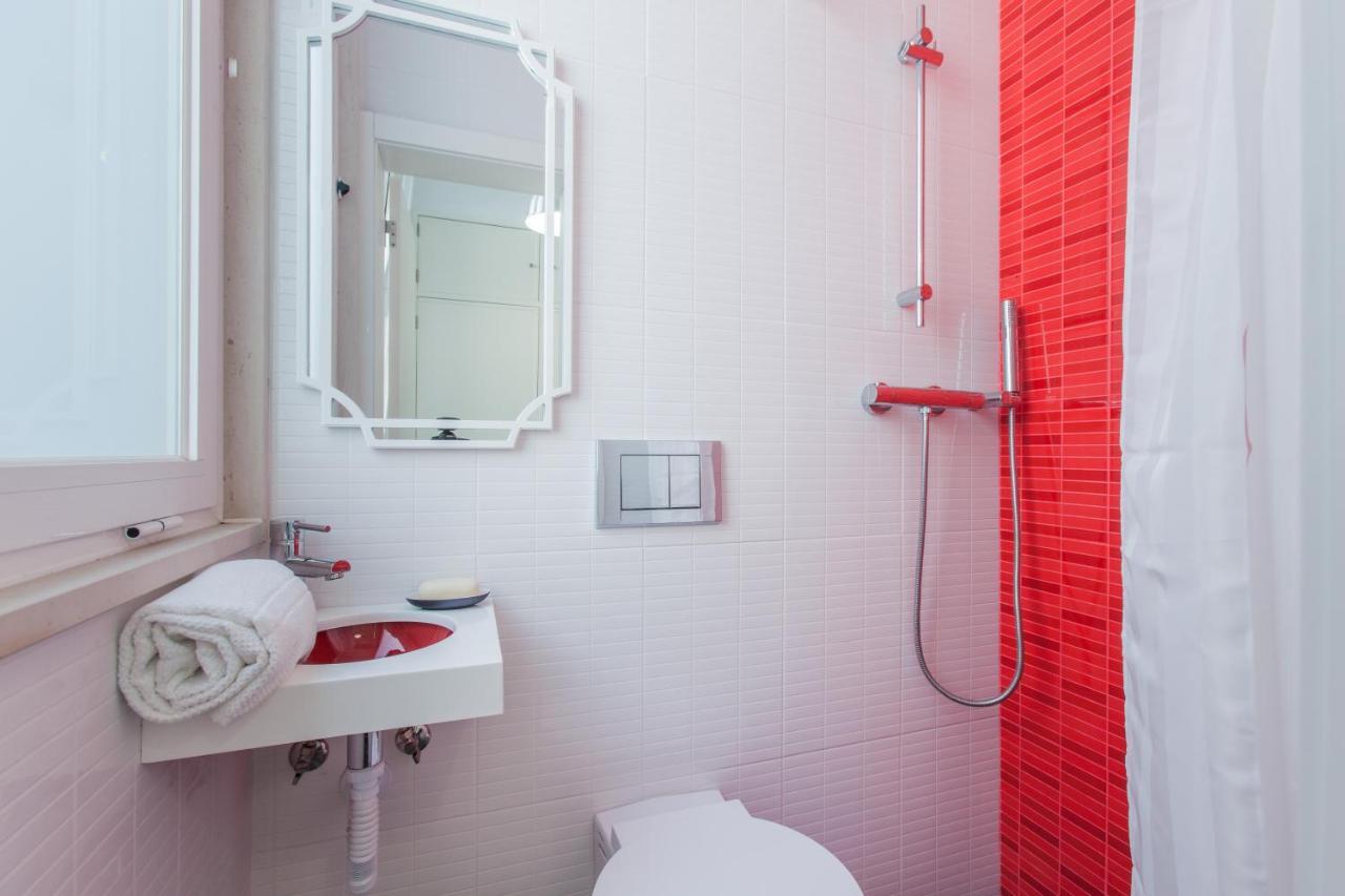 Renovated Apart With Private Courtyard, By Timecooler 리스본 외부 사진