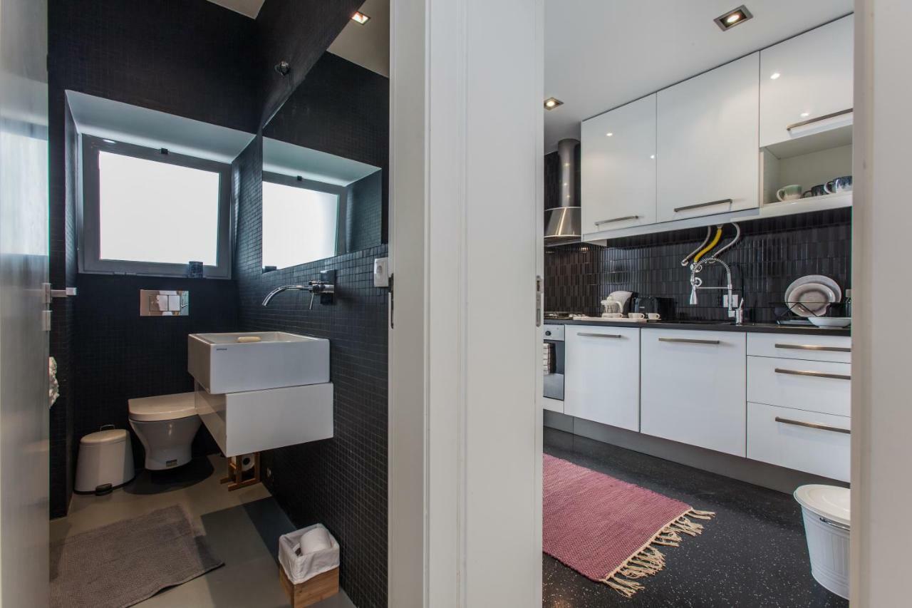 Renovated Apart With Private Courtyard, By Timecooler 리스본 외부 사진